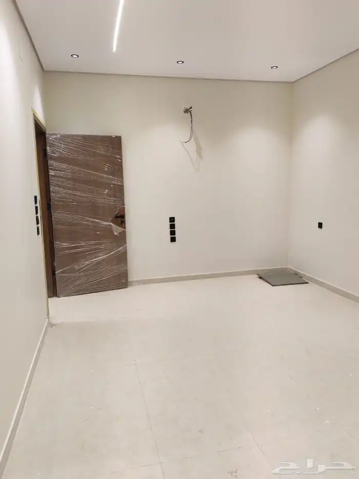 فيلا روف ارضي للبيع حي القدس 1