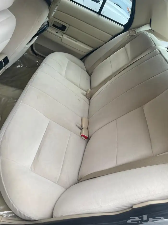 فورد كراوو فكتوريا للبيع 7