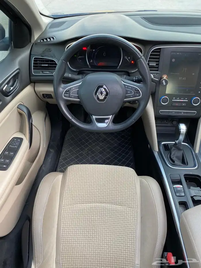 رينو ميغان 2020 13
