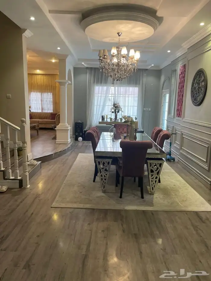 فيلا للبيع في حي الحمدانية 4