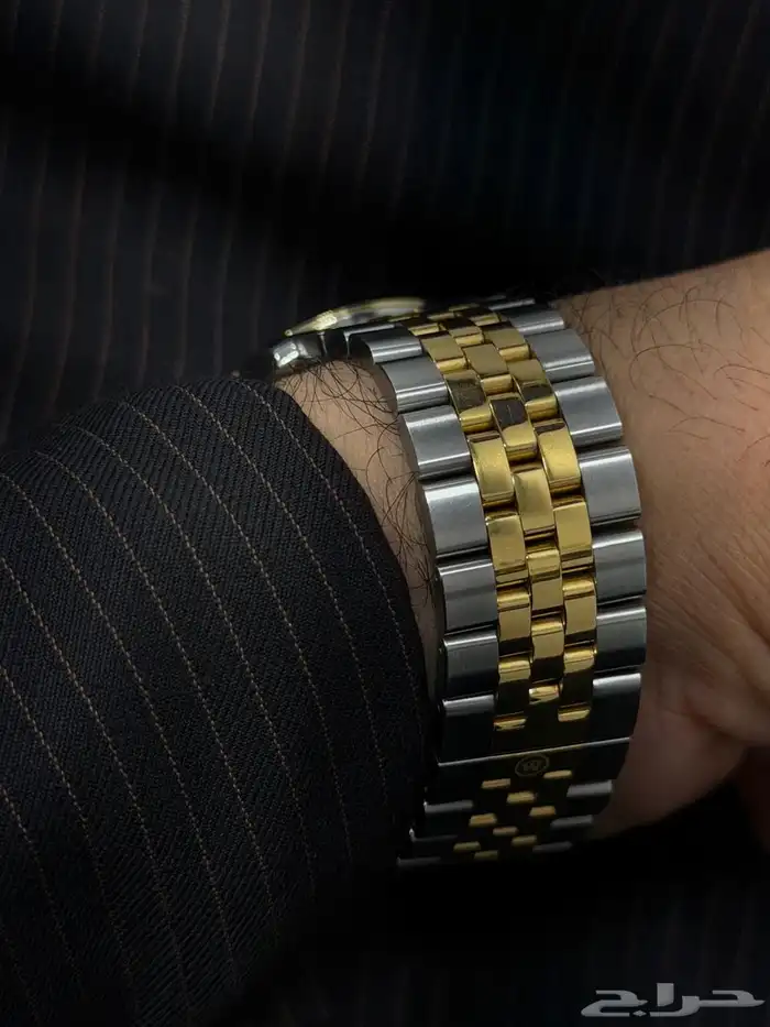 ساعه موفادو سويسريه اصليه شبه جديده للبيع 1