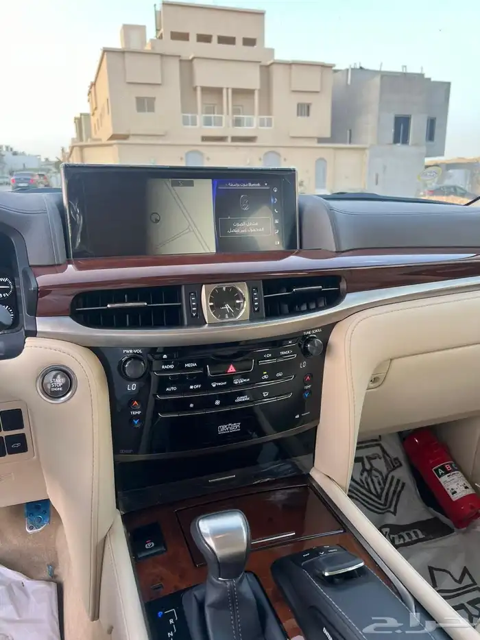 البيع لكزز2019 2