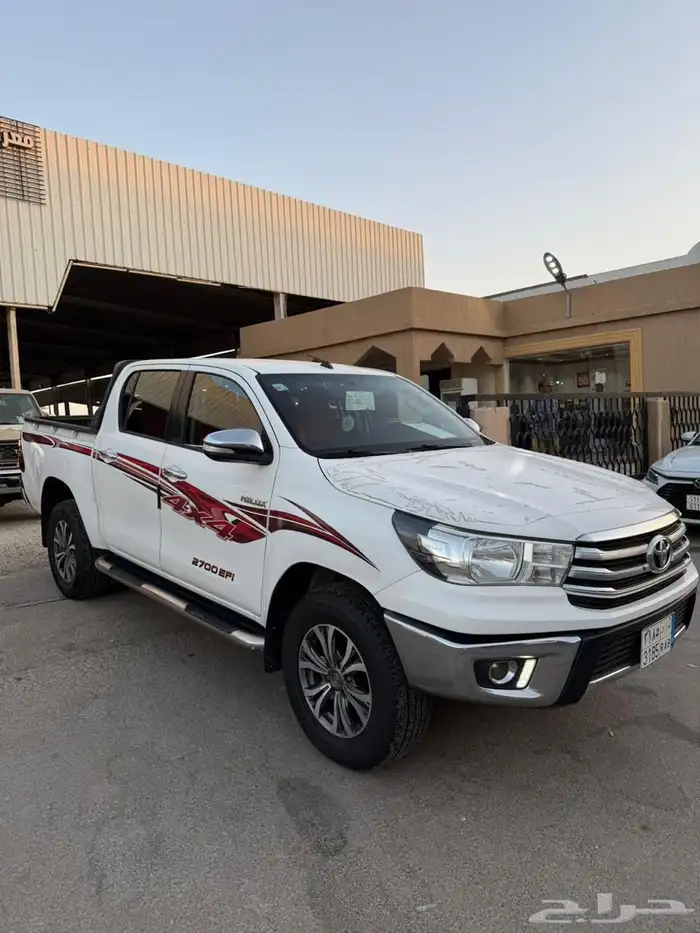 تويوتا هايلوكس 2016 بنزين دبل اوتماتيك سعودي عداد 210 4