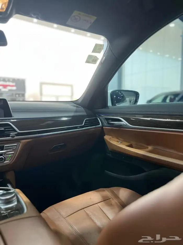 بي ام دبليو - 2019 - 740 - فل كامل 17