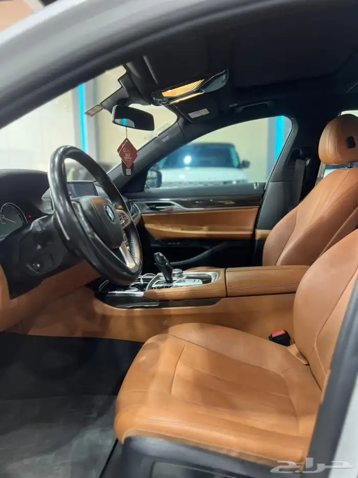 بي ام دبليو - 2019 - 740 - فل كامل 12