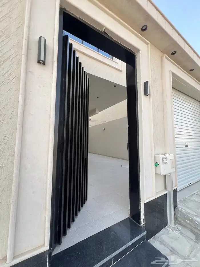 فله للايجار - حي الجنادرية- بوابه الشرق 3