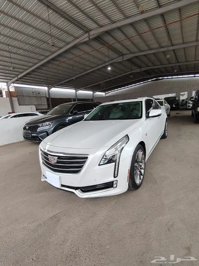 كاديلاك CT6 2017 2