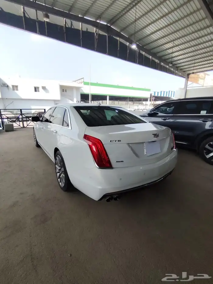 كاديلاك CT6 2017 4
