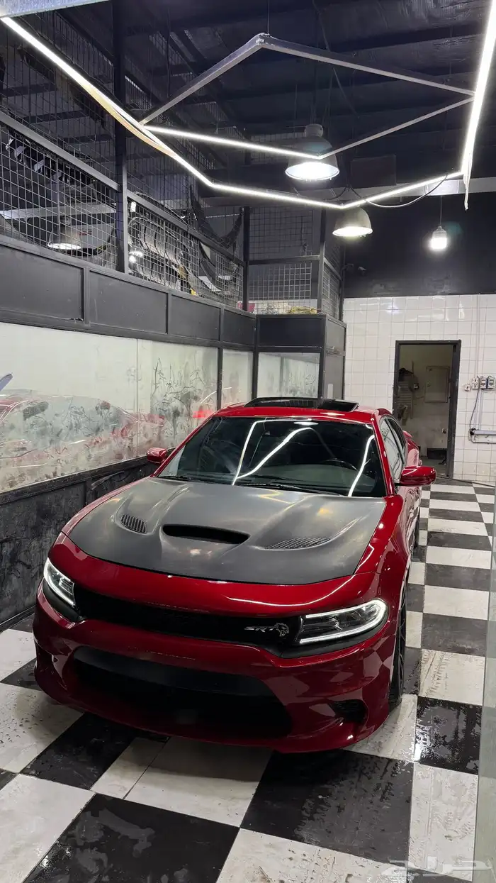 تشارجر srt 6.4 2015 احمر غامق ممشى قليل 10