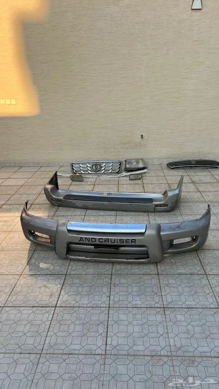 قطع غيار لاندكروزر صدامات شمعات اصطبات شبك ازياك 13