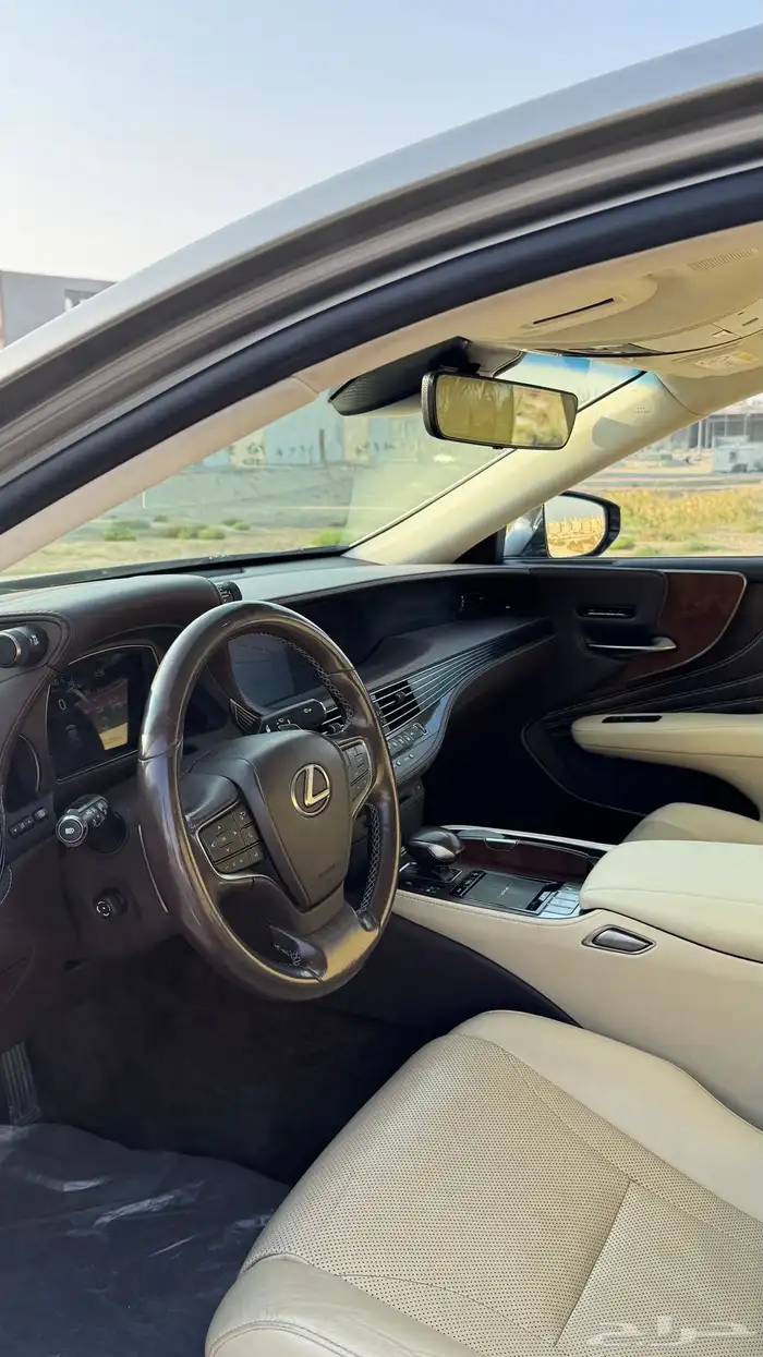 لكزس LS500h فل كامل 2018 نظيفة جدا 6