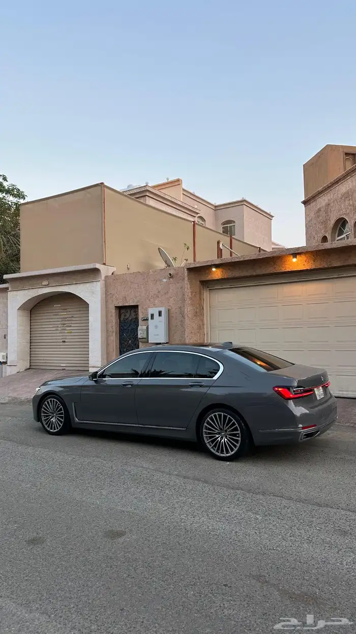 بي ام LI730 2022 وارد الناغي 3