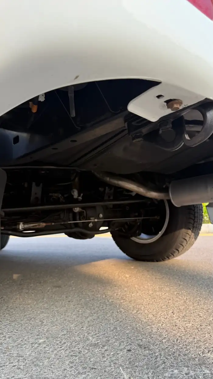 جكسار مخزن 2007 ممشى 72 الف كيلو فقط 45