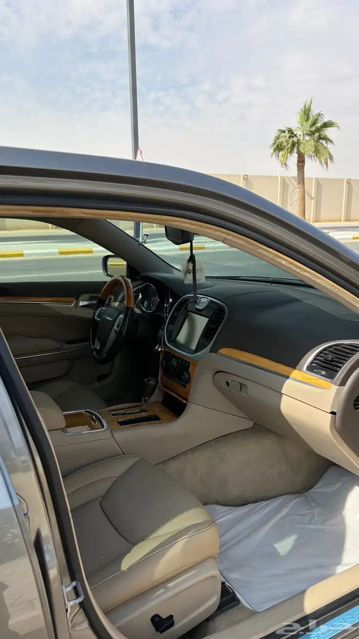 كرايزلر2013 نظيف 13