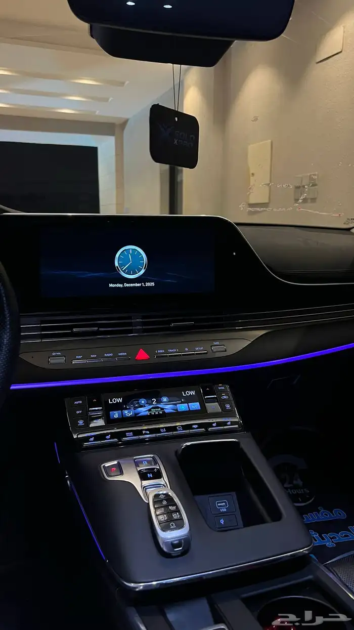 ازيرا (كاليجرافي) 2020 (بنزين 6V) فل اوبشن أعلى فئة ديجيتال 24