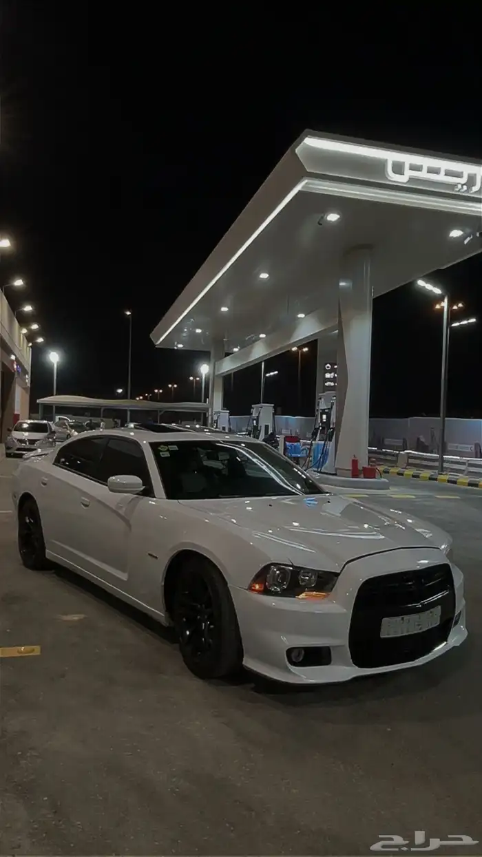 دووج تشارجر نظيف للبيع 4