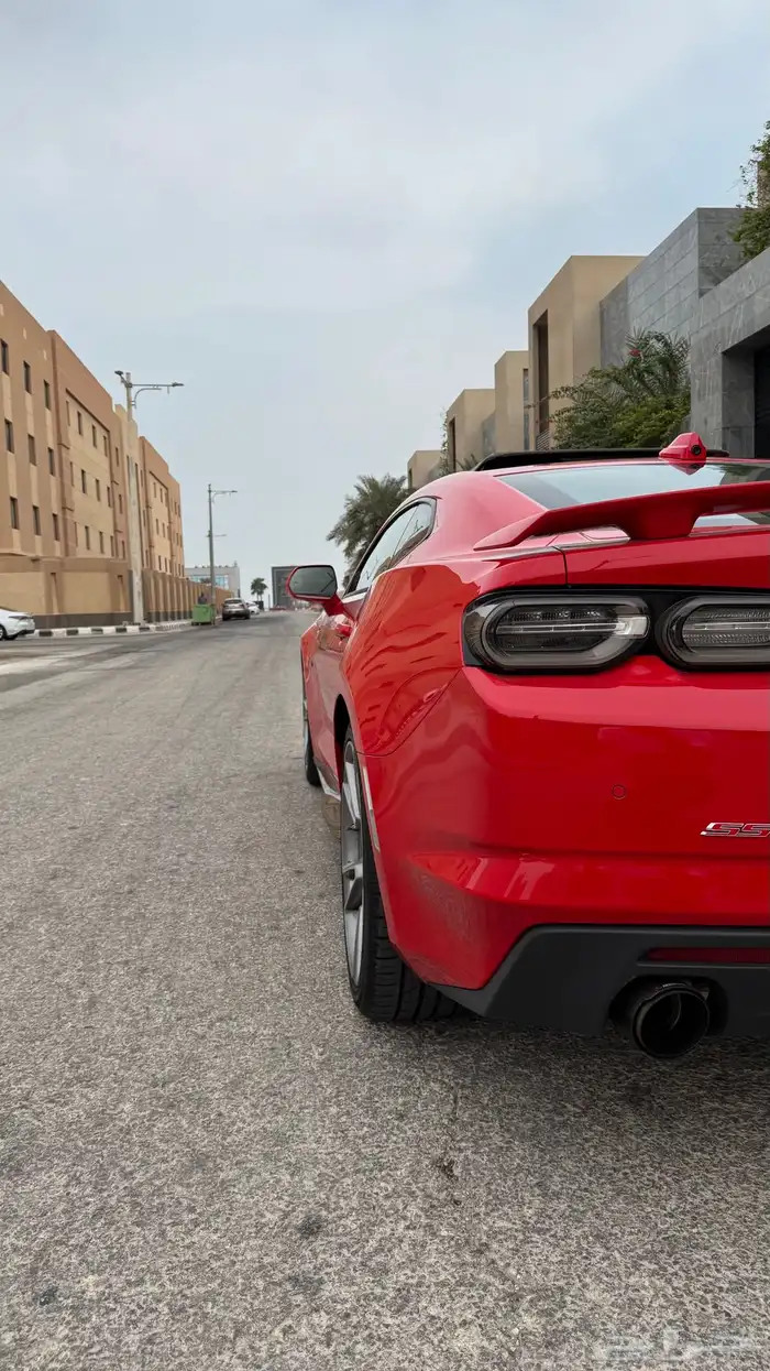 للبيع شيفرولية كومارو 2ss 2021 بحالة الوكالة 23