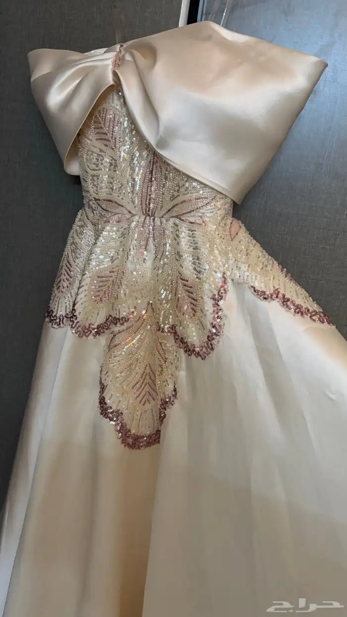 فستان للبيع 1