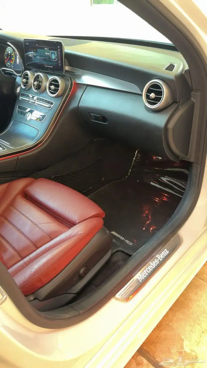 مرسيدس c 2019 نظيفه جدا بحاله الوكاله 9