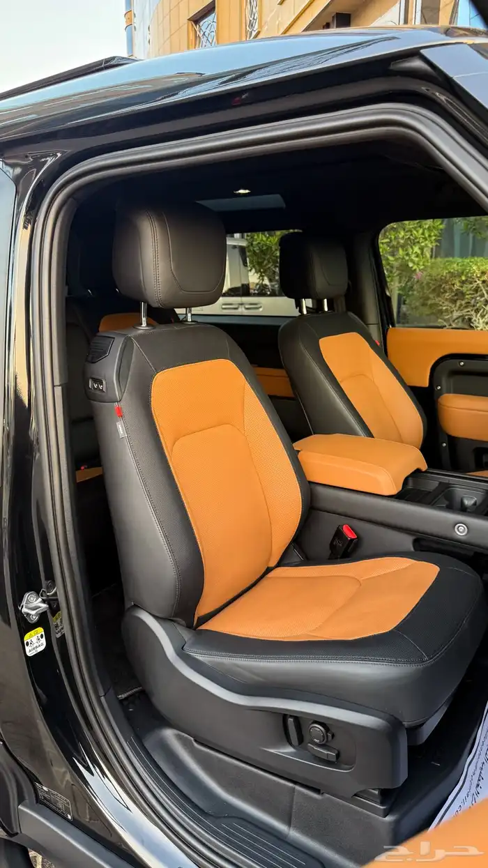 ديفيندر اكس 90 الماني 2023 13