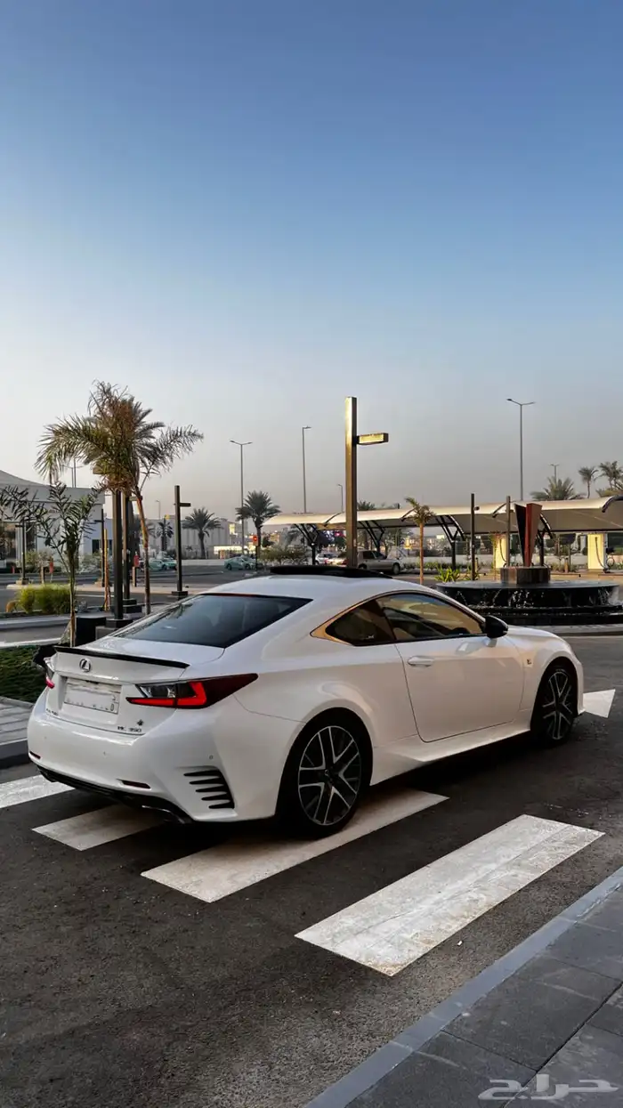 لكزس Rc للبيع او للبدل 6