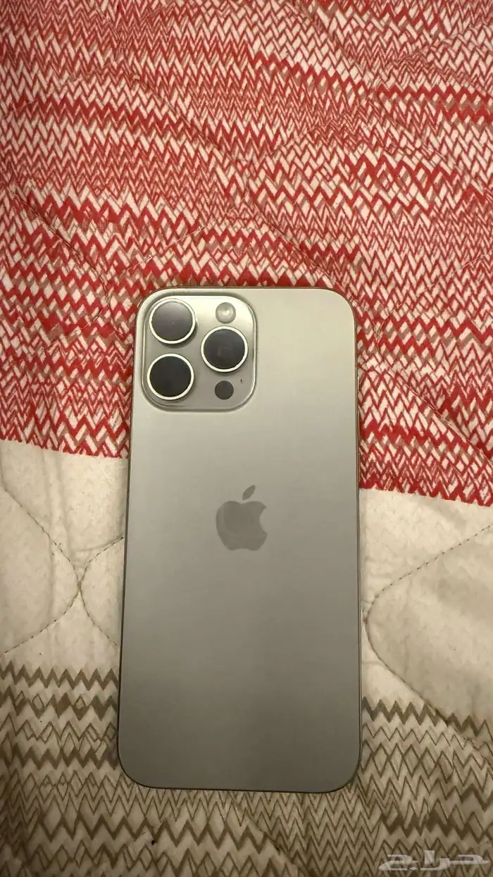 ايفون 16 برو ماكس 4