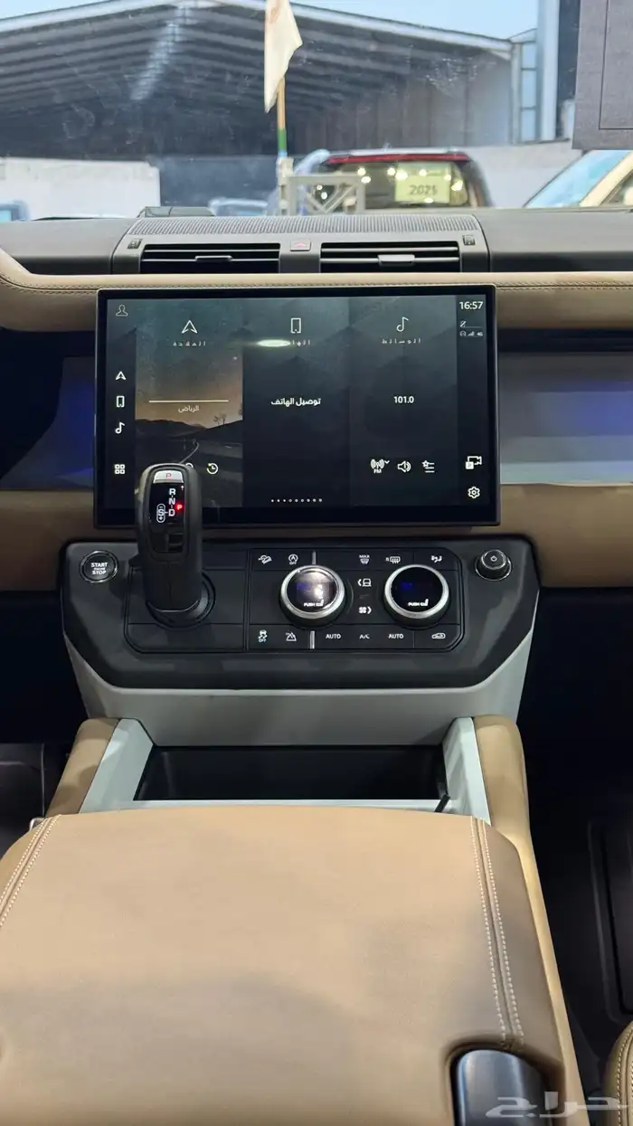 لاندروفر ديفيندر - SE 110 V4 - كويتي - 2026 6