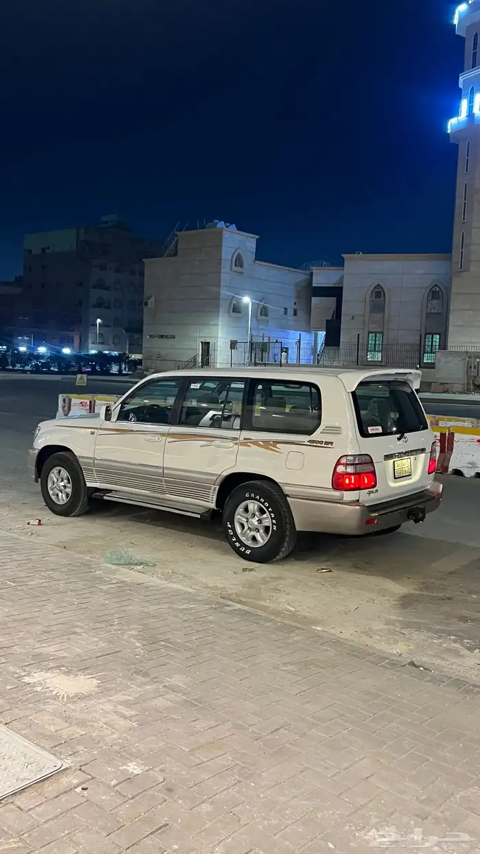 لاندكروزر 2003 نضيف 0