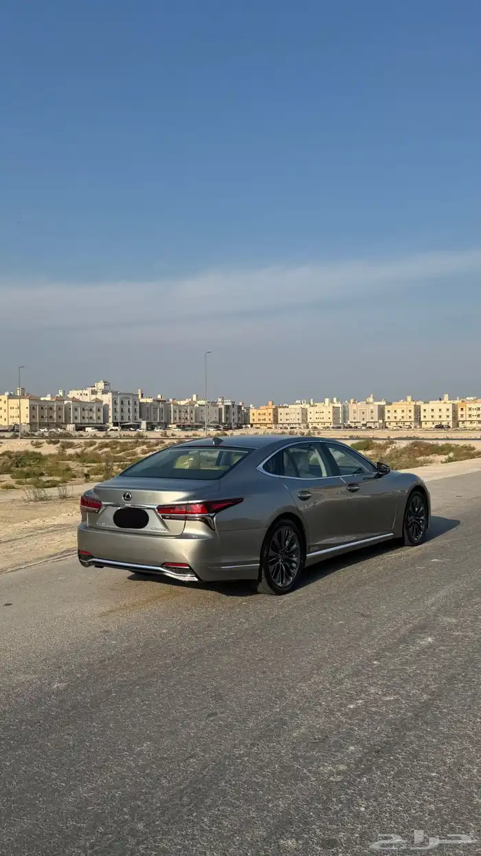 لكزس LS500h فل كامل 2018 نظيفة جدا 2