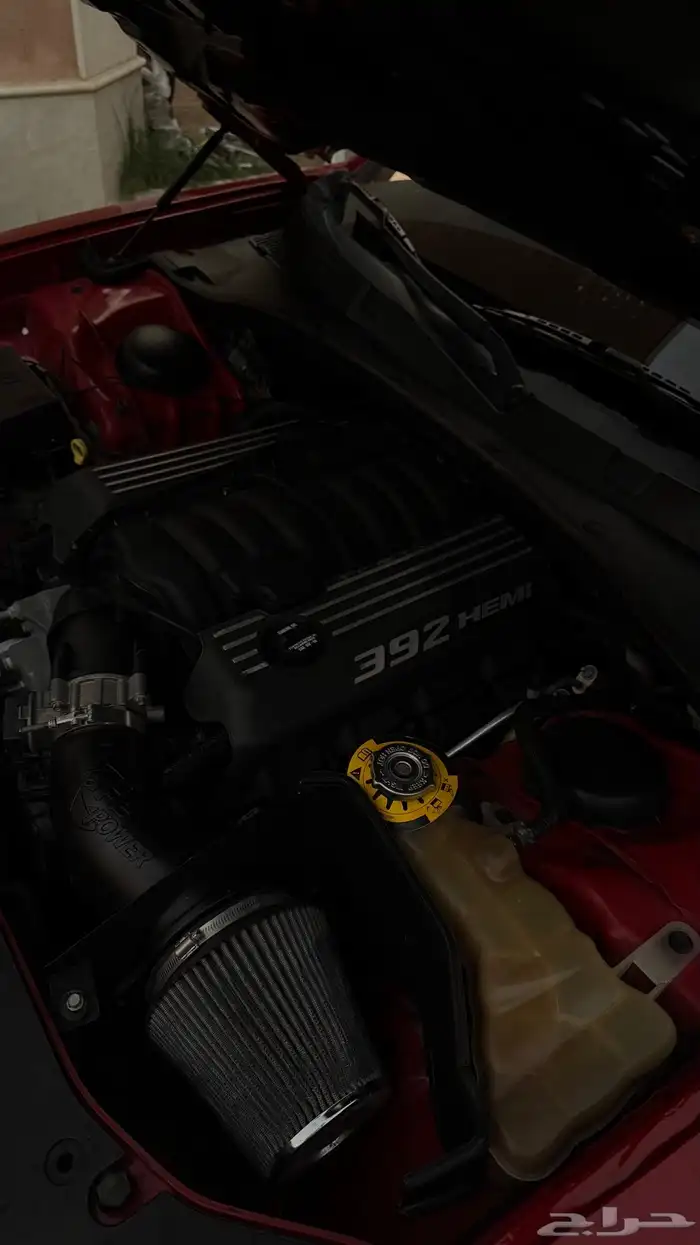 تشارجر srt 6.4 2015 احمر غامق ممشى قليل 18