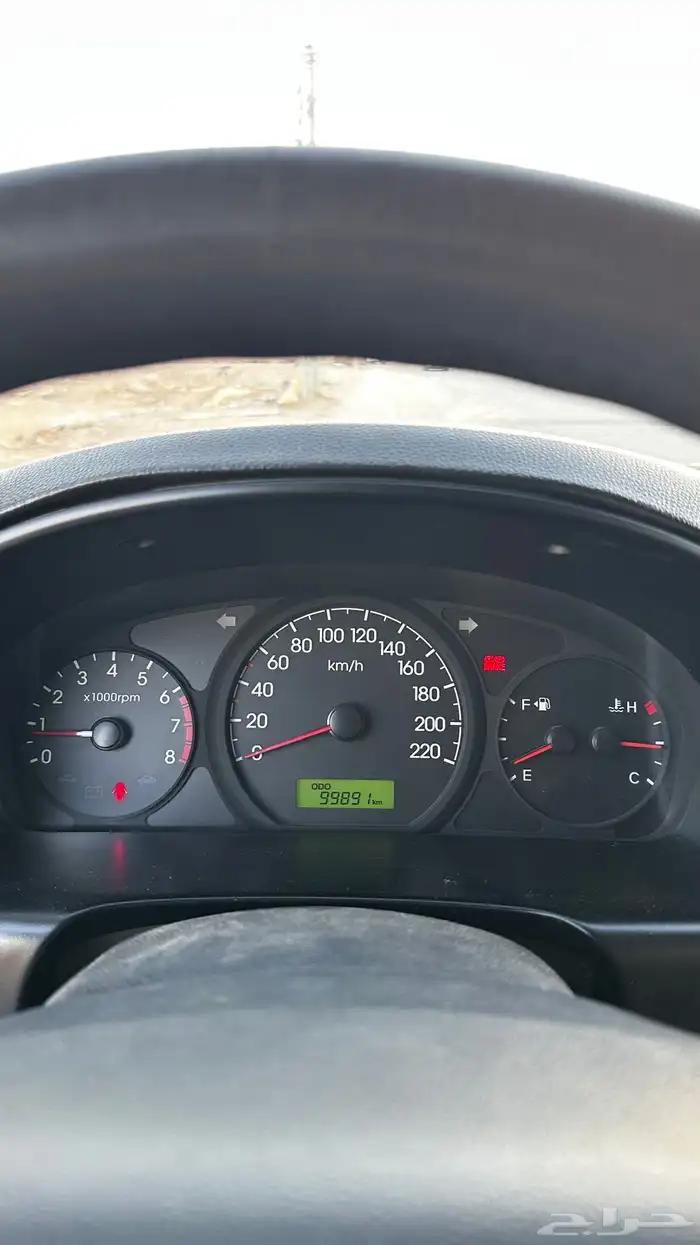 للبيع هونداي H1 موديل 2015 8