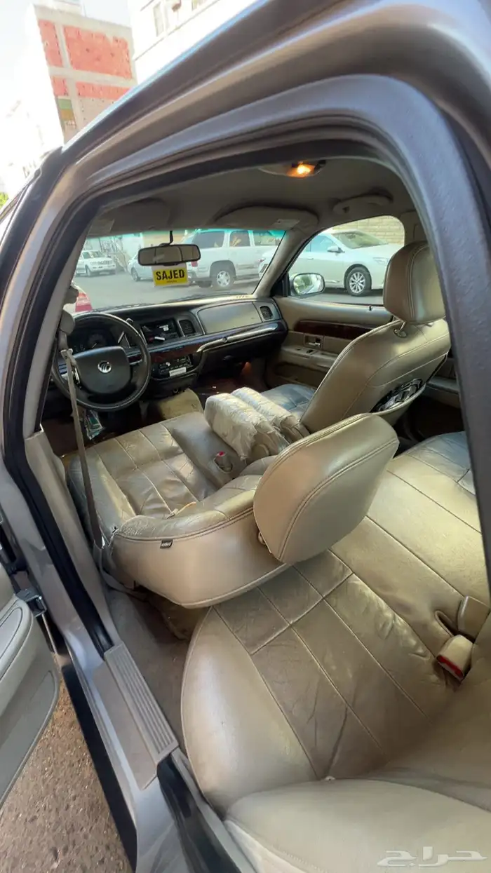 فورد ماركيز 2010 4