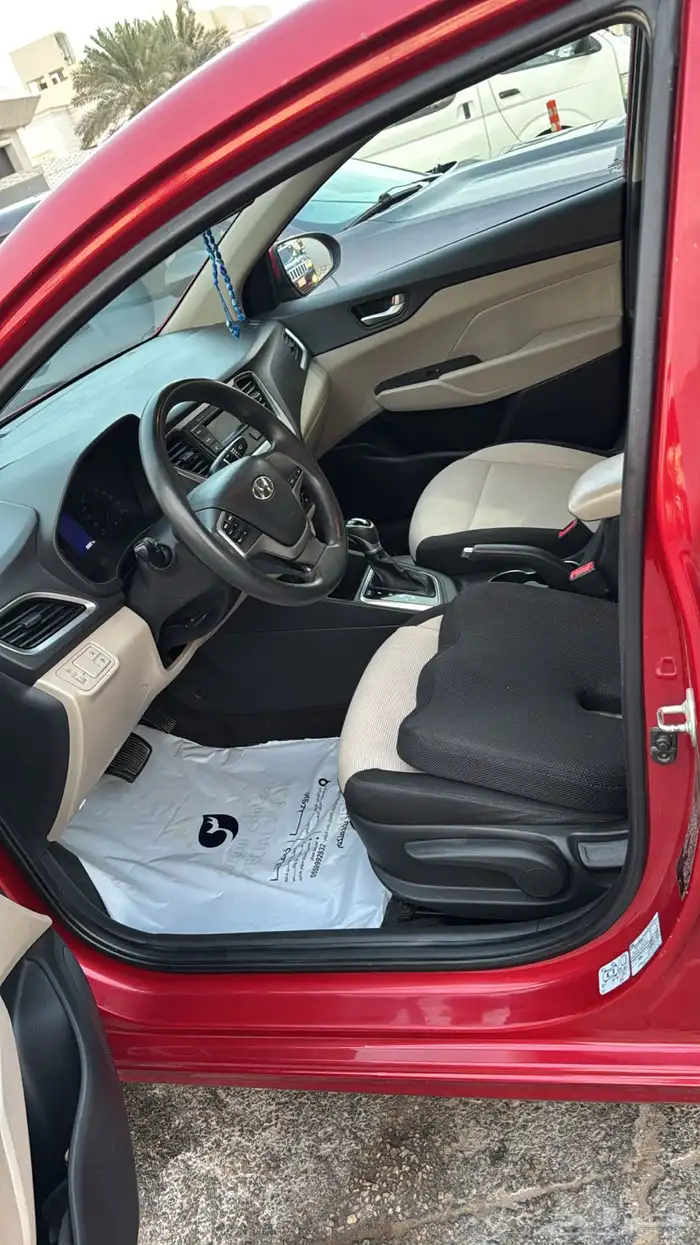 للبيع سياره اكسنت 2020 3