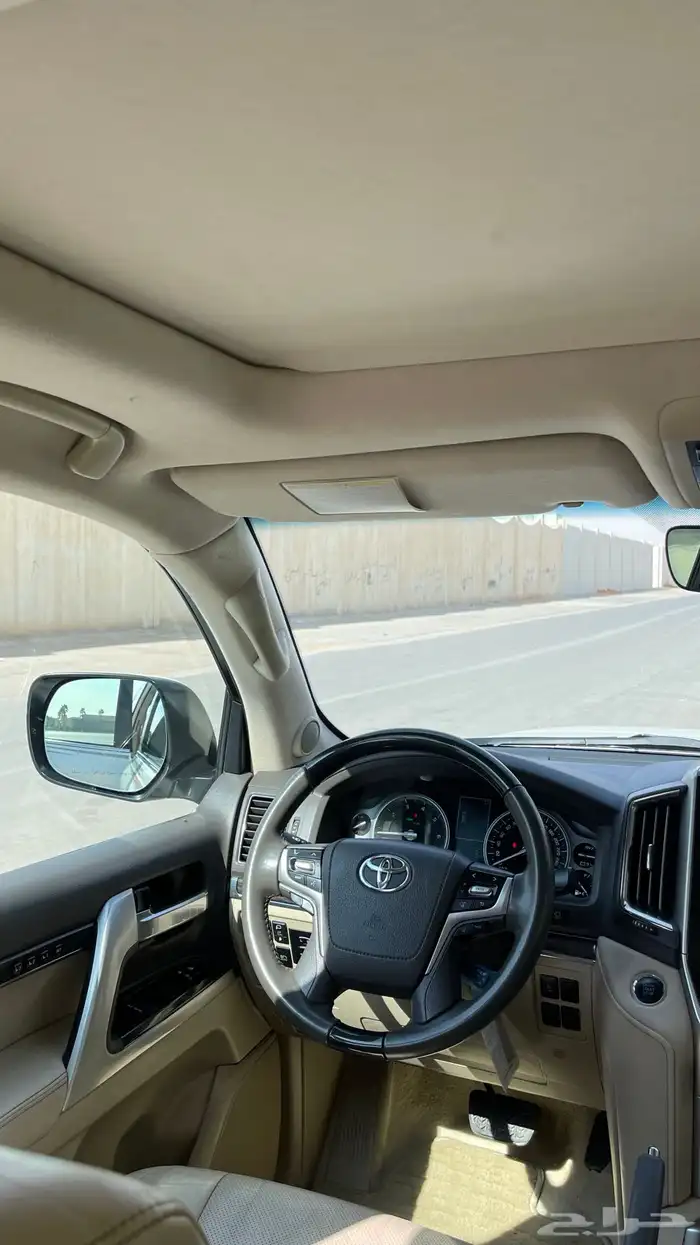 لاندكلوزر 2020 VX-S اعلا فئه 10