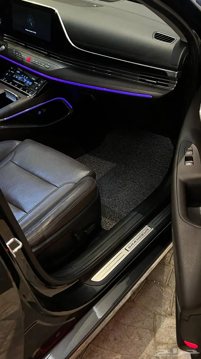 ازيرا (جرانديور) 2020 (بنزين) فل كامل بحالة الوكالة ديجيتال 21