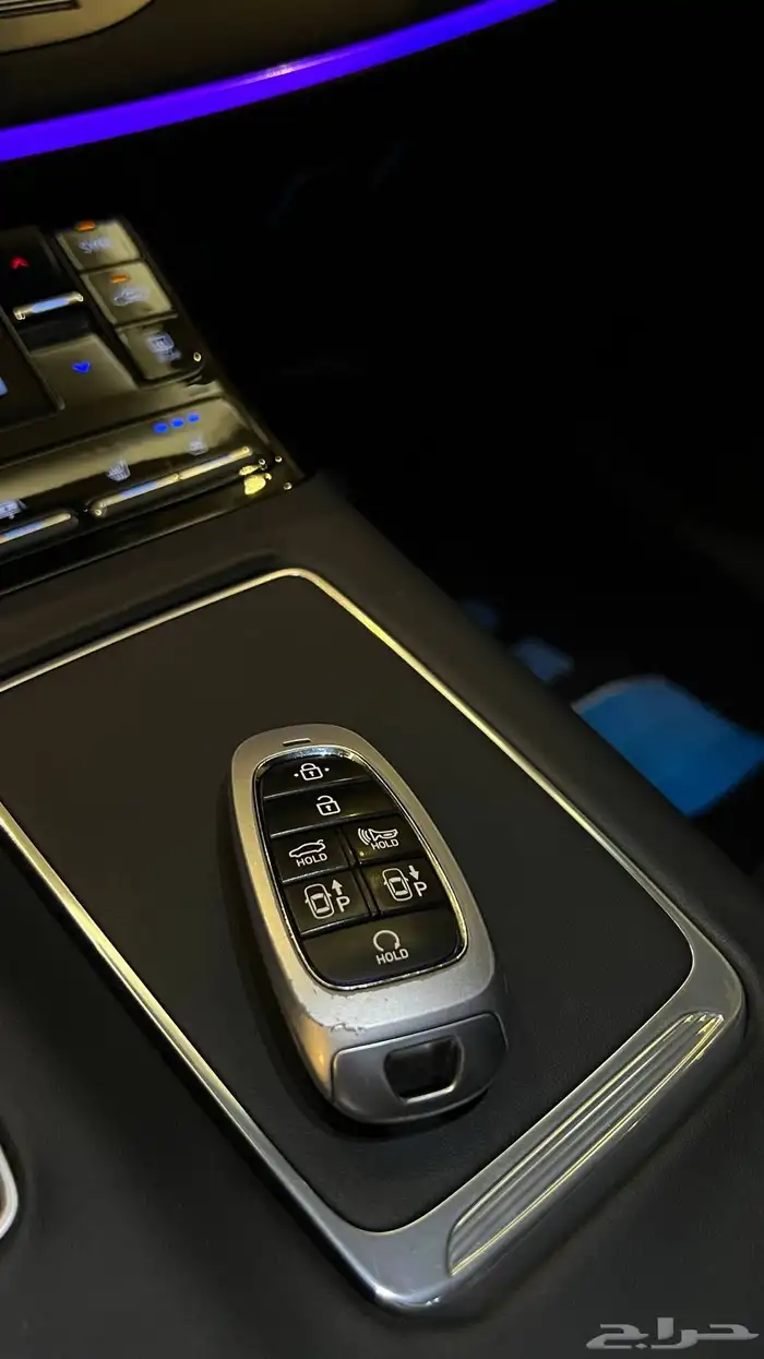 ازيرا (كاليجرافي) 2020 (بنزين 6V) فل اوبشن أعلى فئة ديجيتال 27