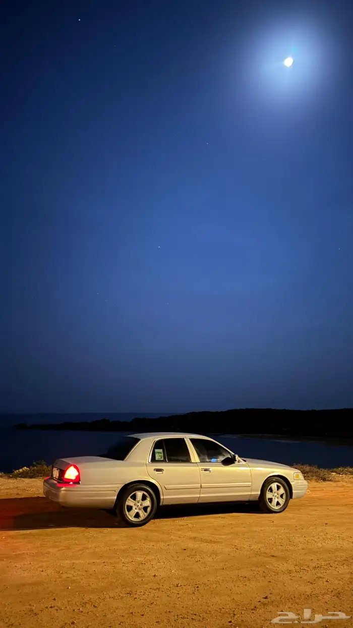 فورد فكتوريا 2011 0