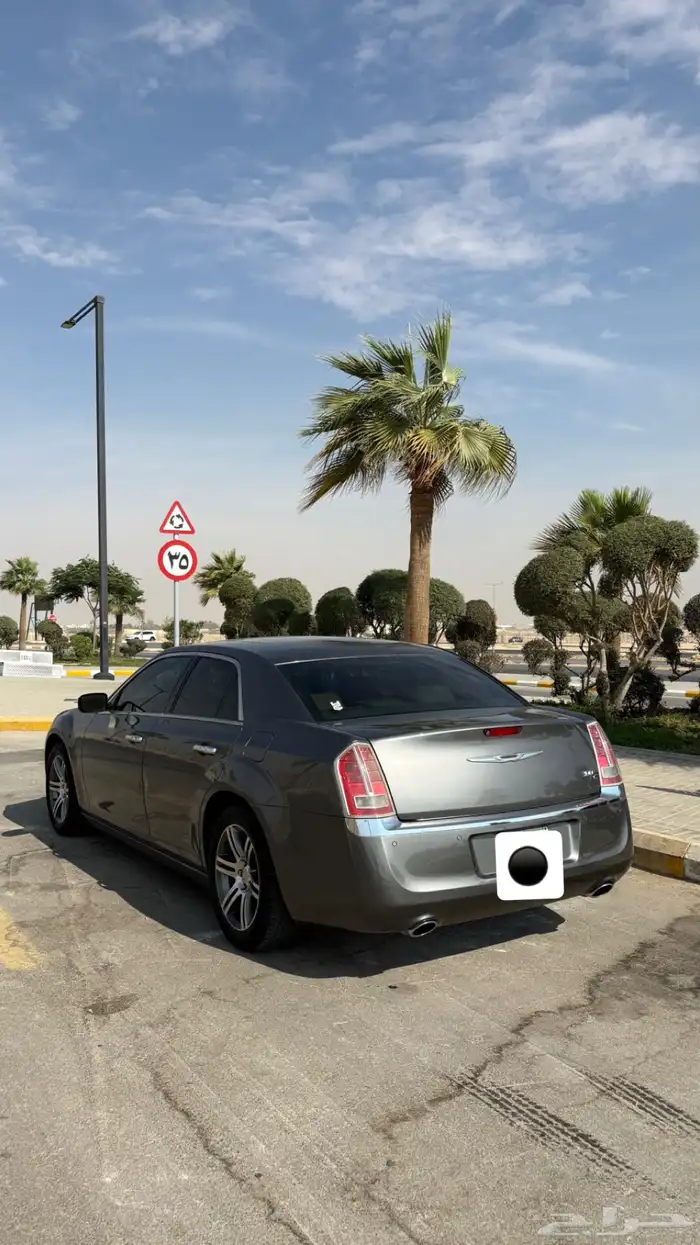 كرايزلر2013 نظيف 5