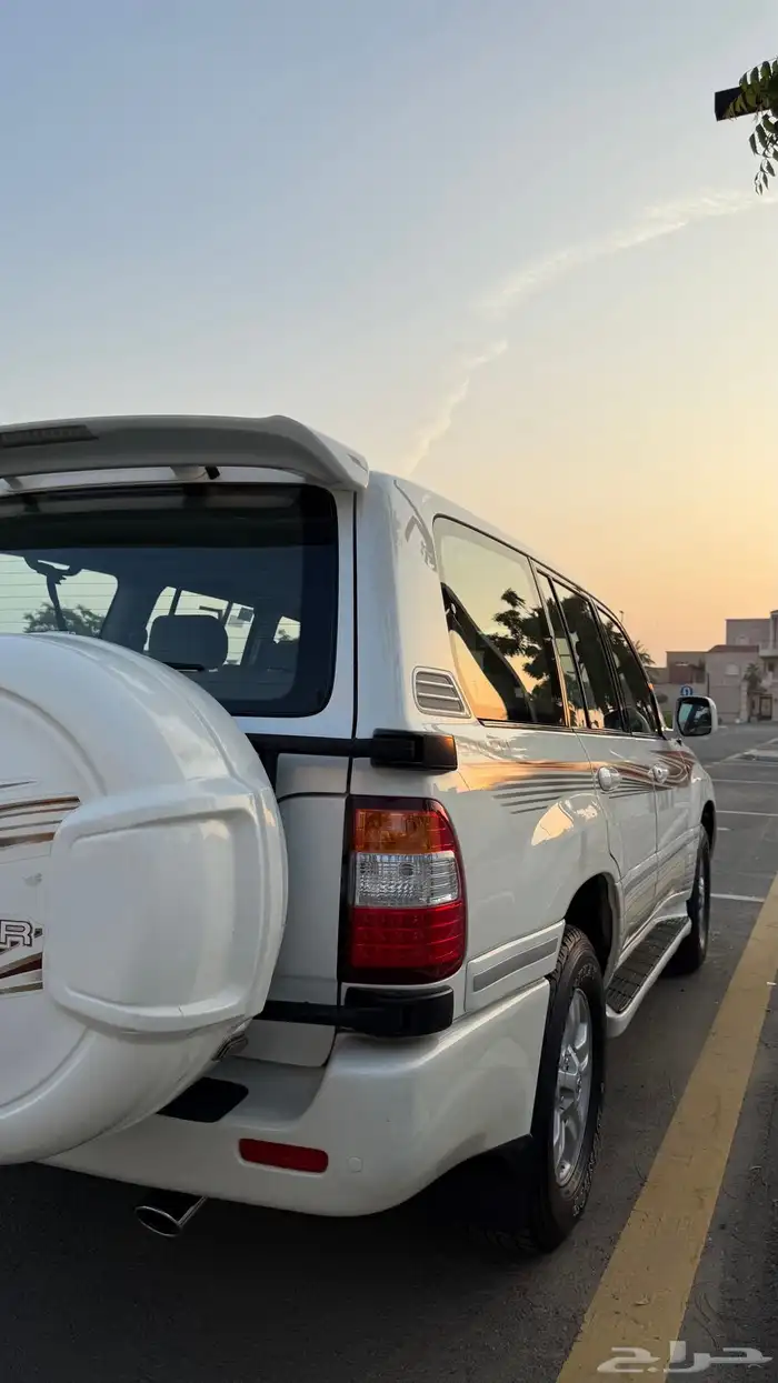 جكسار مخزن 2007 ممشى 72 الف كيلو فقط 10