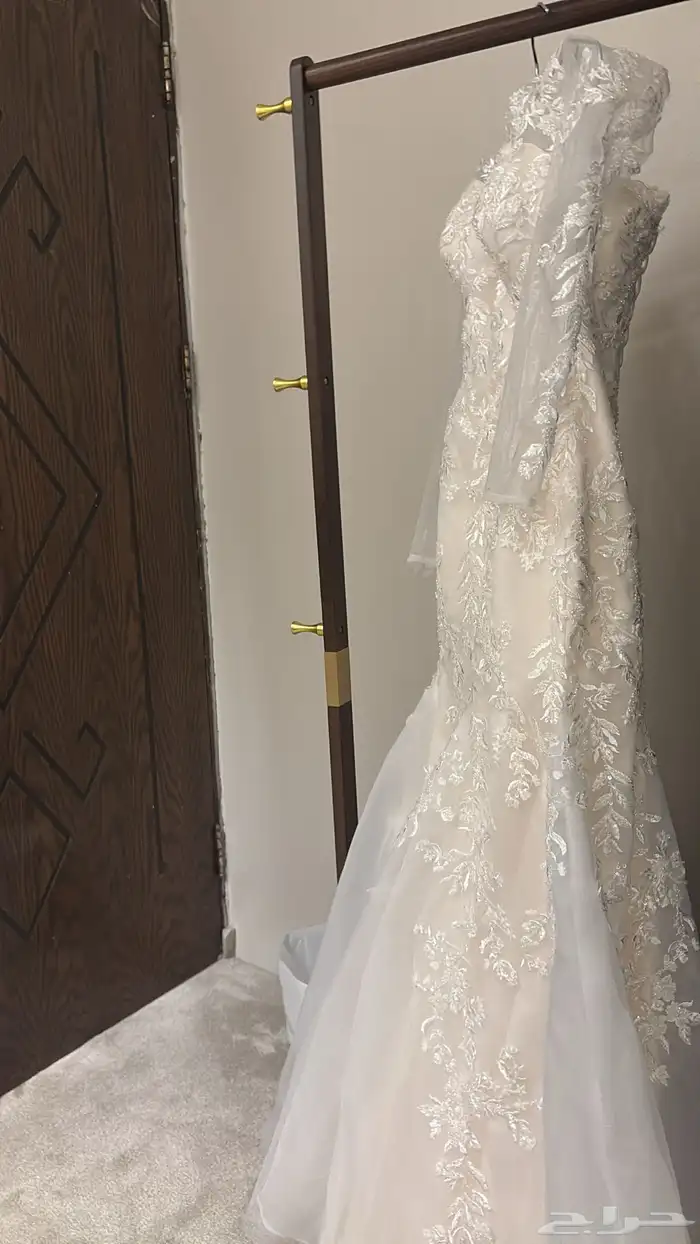 فستان زواج مطرز ملكي 2