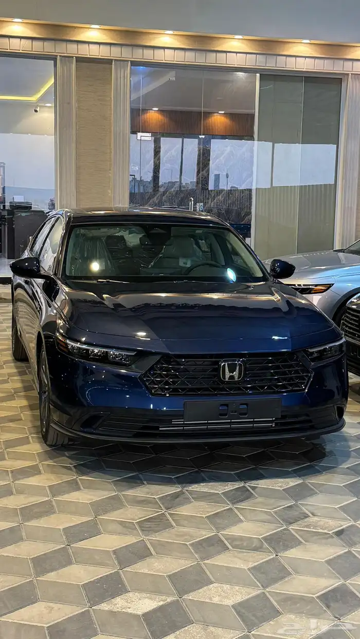 هوندا اكورد نص فل كحلي 2025 بسعر 120 شامل الضريبه 3