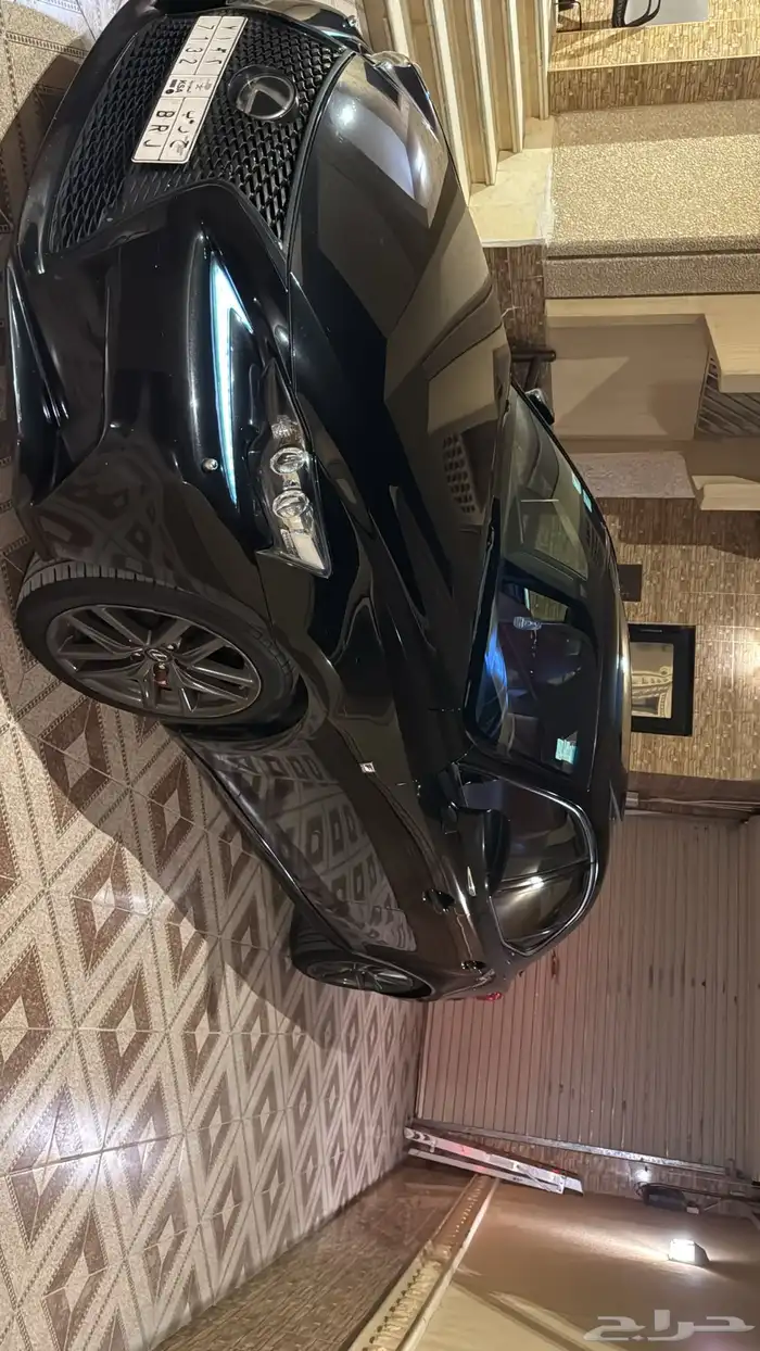 لكزس is 2014 350 سبورت F لون وفئة نادر 51