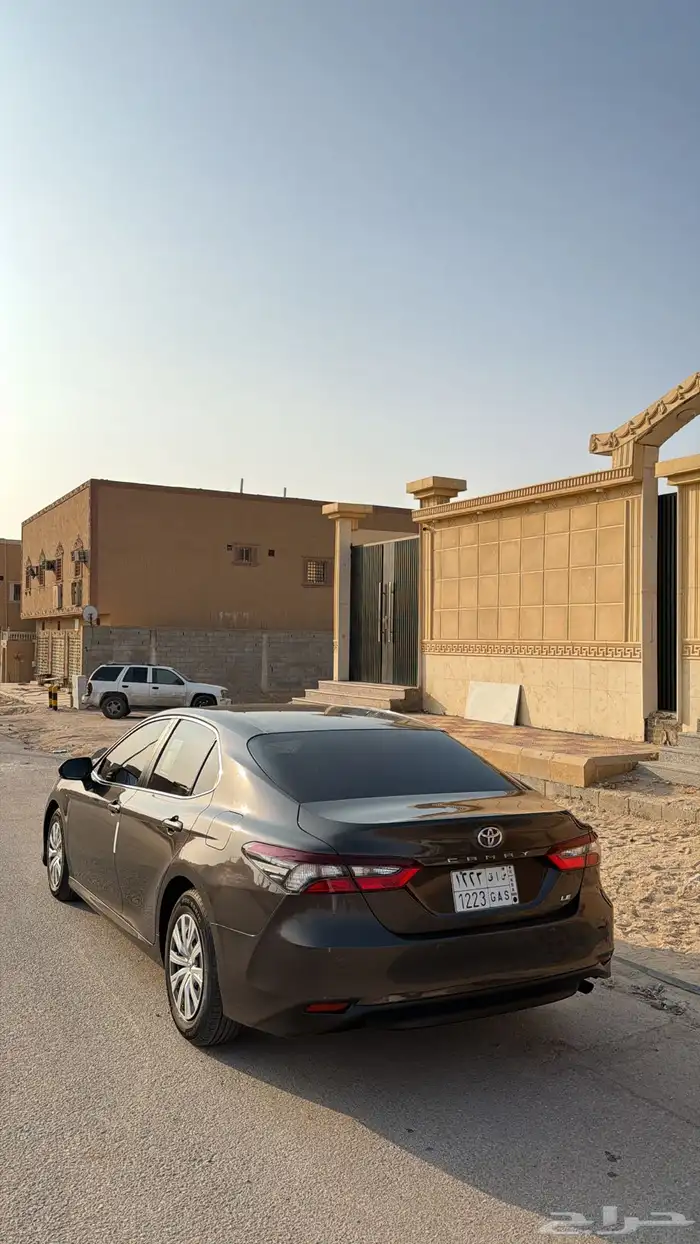 كامري 2021 عودي غامق - وارد الساير 8 نمر 1