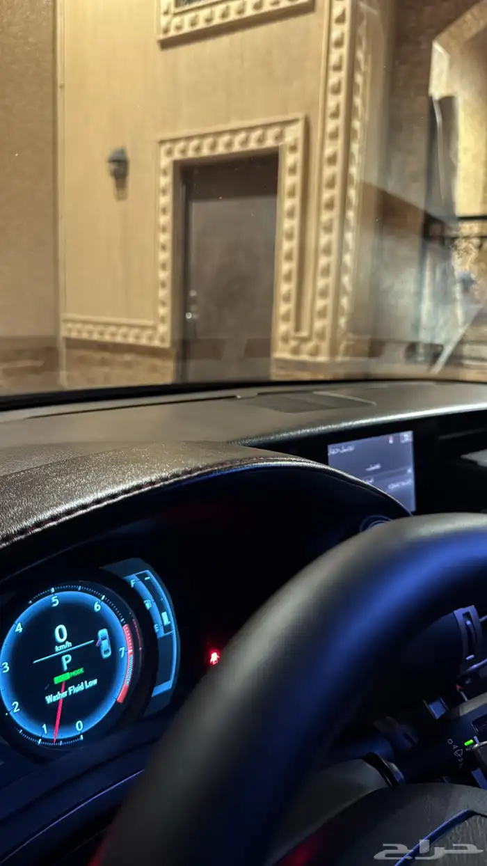 لكزس is 2014 350 سبورت F لون وفئة نادر 43