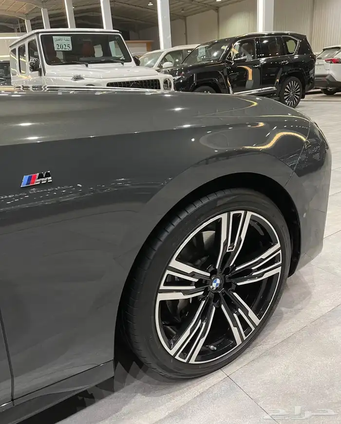 بى ام دبليو 735i فل اوبشن 2024 14