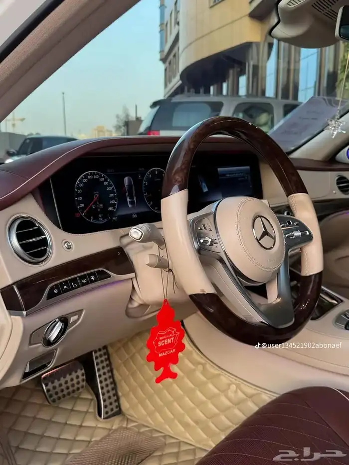 مطلوب مرسيدس s560 لؤلؤي داخلية ديزاينو من 2018 الى 2020 1