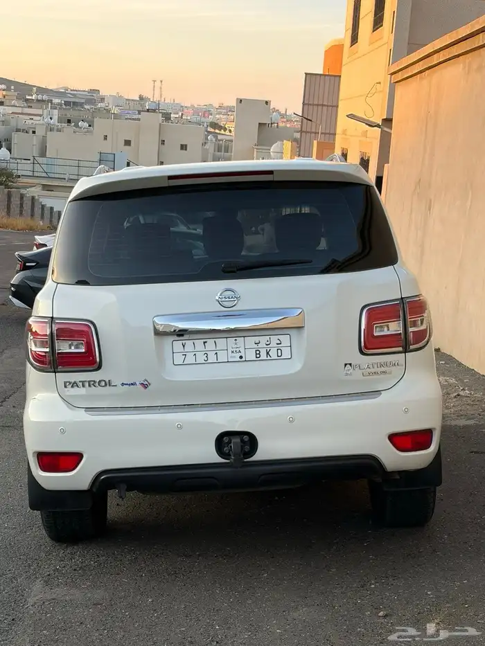 نيسان باترول بلاتينيوم V8 - 2014 0