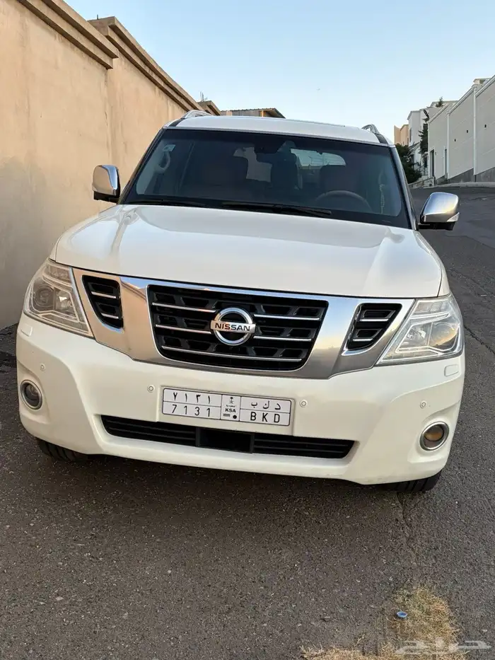 نيسان باترول بلاتينيوم V8 - 2014 3