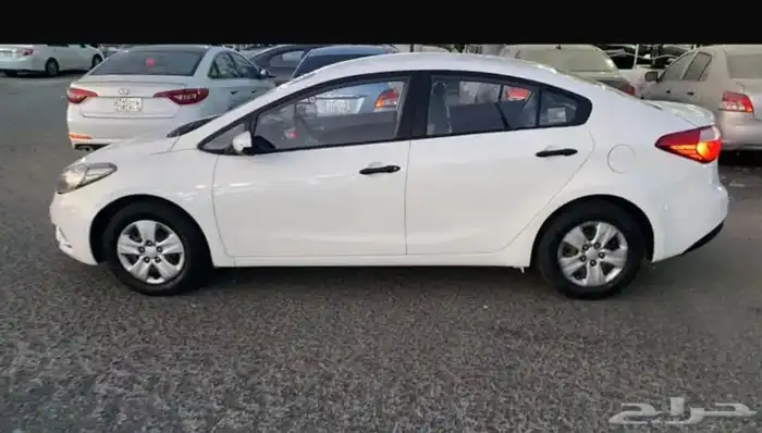 كيا سيراتو 2016 اوتماتيك للإيجار الشهري 2