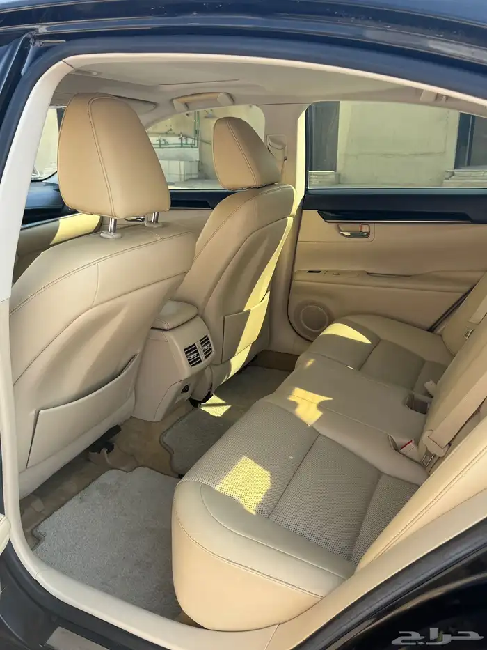 للبيع ES لكزس 2015 نظيف 11